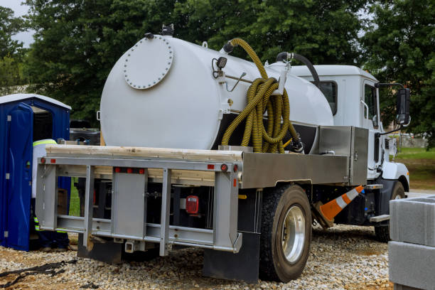 Best Porta potty delivery and setup  in Lenexa, KS